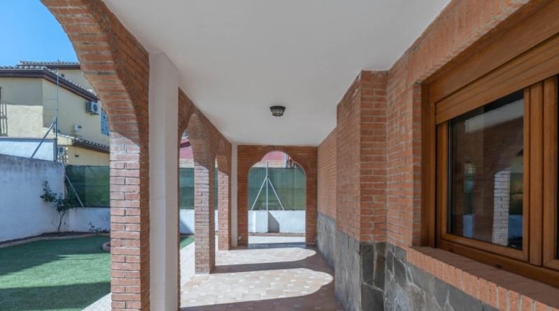 Granada - Peligros - 420m2