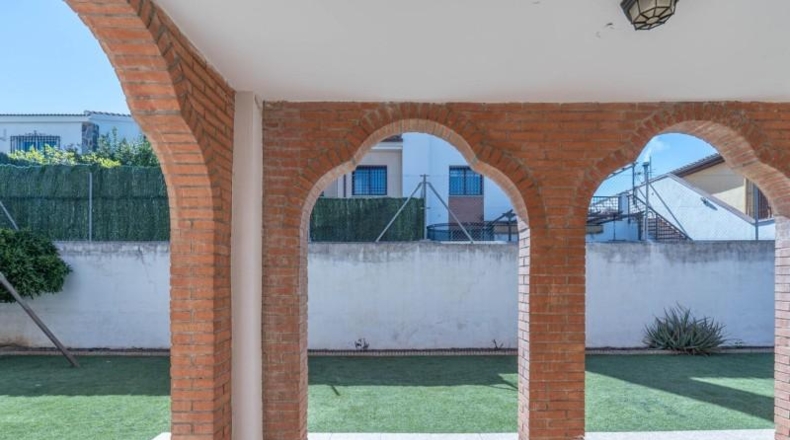 Granada - Peligros - 420m2