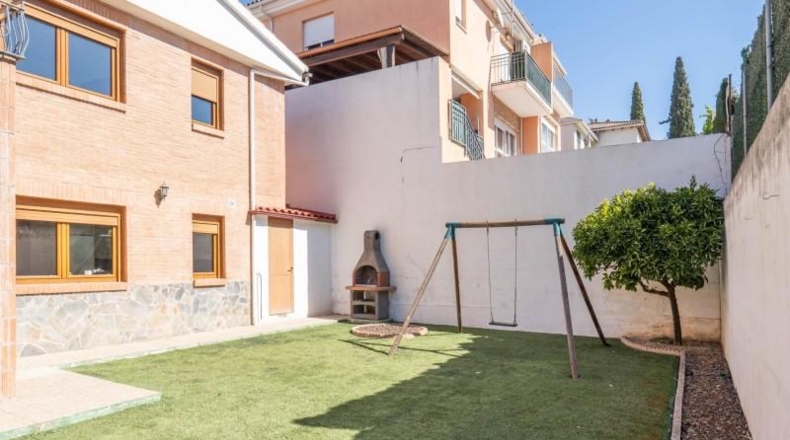 Granada - Peligros - 420m2
