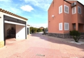 Xalet independent amb terreny en venda a la España, Elx, ref.: TR401829 foto