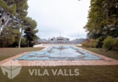 Отдельно стоящий дом с участком на продажу в городе Sant Feliu de Codines Фото