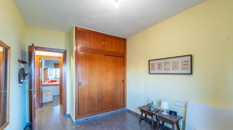 Granada - Huétor Vega - 2690m2