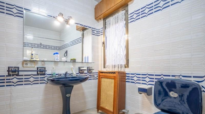 Granada - Huétor Vega - 2690m2