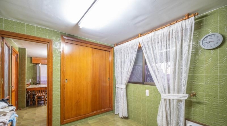Granada - Huétor Vega - 2690m2