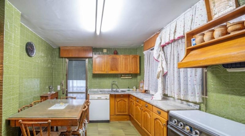 Granada - Huétor Vega - 2690m2