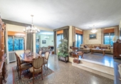 Chalet independiente con terreno en venta en la España, Huétor Vega, ref: TR401886 foto