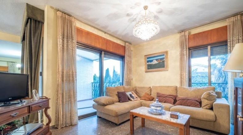 Granada - Huétor Vega - 2690m2