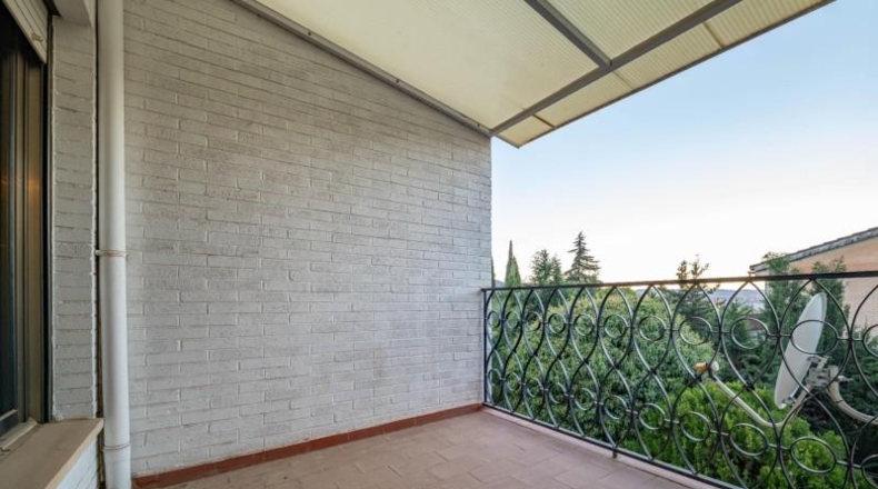 Granada - Huétor Vega - 2690m2