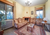 Chalet independiente con terreno en venta en la España, Huétor Vega, ref: TR401886 foto