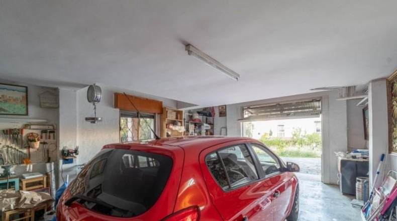 Granada - Huétor Vega - 2690m2