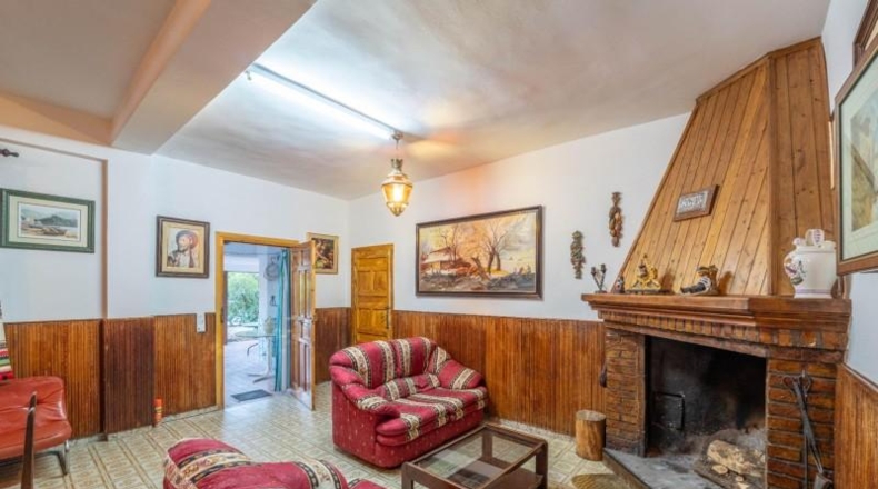Granada - Huétor Vega - 2690m2