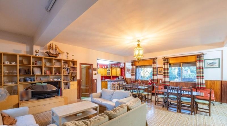 Granada - Huétor Vega - 2690m2