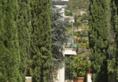 Chalet independiente con terreno en venta en la España, Benahavís, ref: TR401901 foto