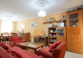 Таунхаус с участком на продажу в городе Villalba de la Lampreana. Фото