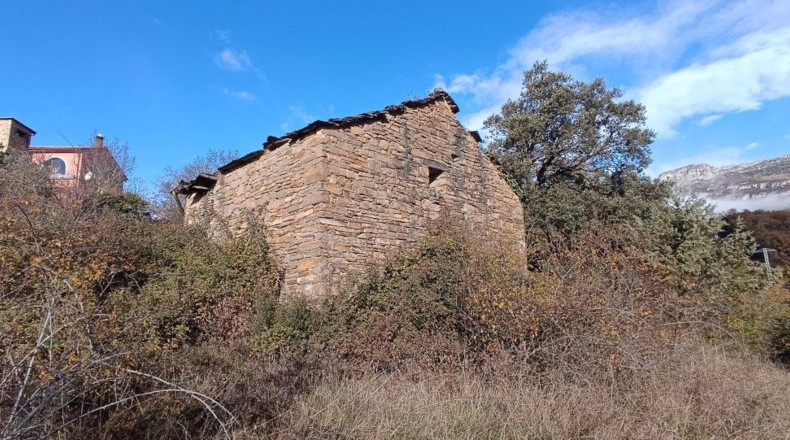 Huesca - Aínsa - 3500m2