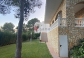Chalet independiente con terreno en venta en Benicasim ref: TR401988 foto