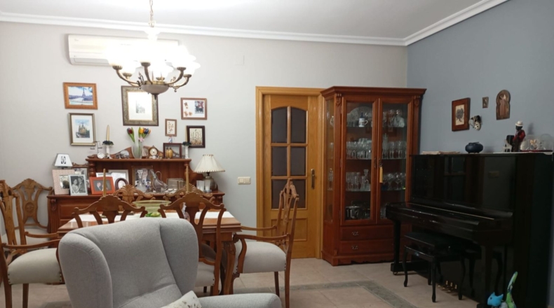 Ciudad Real - Valdepeñas - 951m2