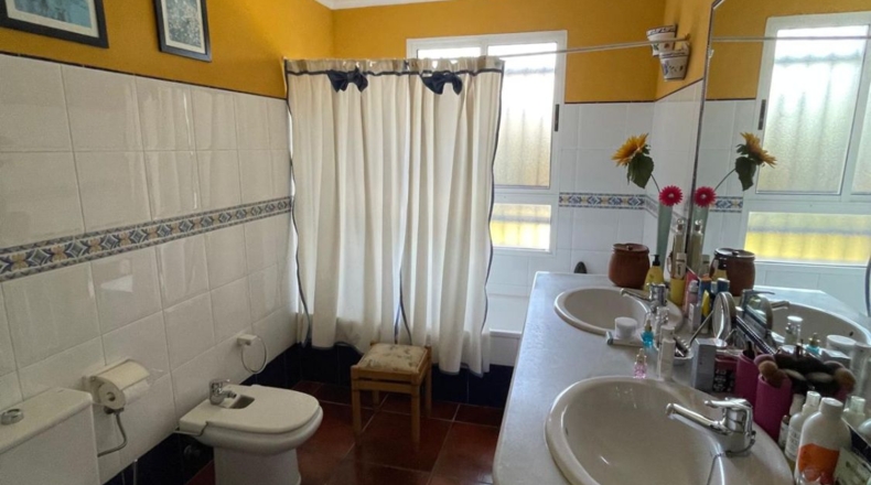 Sevilla - Alcalá de Guadaíra - 1225m2
