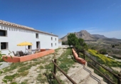 Casa de camp amb terreny en venda a Vélez-Blanco ref.: TR402040 foto