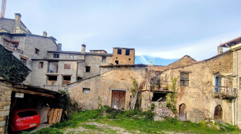 Huesca - Boltaña - 975m2