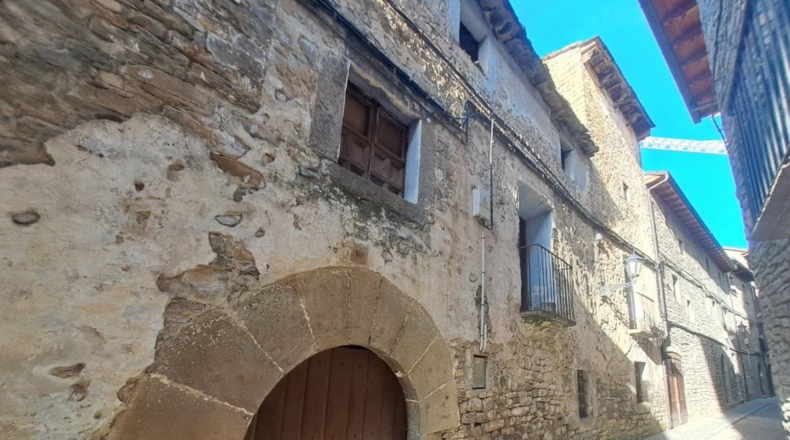 Huesca - Boltaña - 975m2
