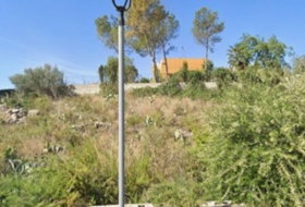 Montroi 673&nbsp;m² 