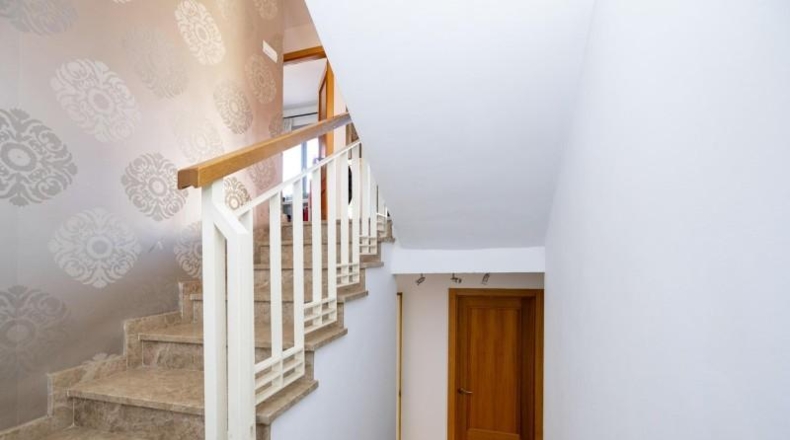 Granada - Jun - 250m2