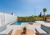 Chalet independiente con terreno en venta en la España, Benijófar, ref: TR402261 foto