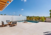 Chalet independiente con terreno en venta en la España, Benijófar, ref: TR402261 foto
