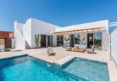 Chalet independiente con terreno en venta en la España, Benijófar, ref: TR402261 foto
