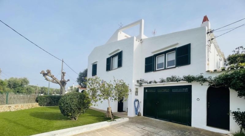 Балеарские острова - Es Castell - 510m2