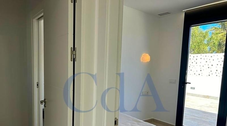 Alicante - Campello - 485m2