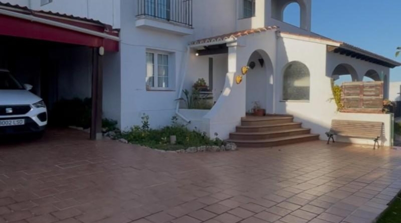 Балеарские острова - Es Castell - 650m2