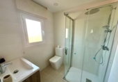 Chalet independiente con terreno en venta en la España, Alicante, ref: TR402286 foto