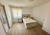 Chalet independiente con terreno en venta en la España, Alicante, ref: TR402286 foto