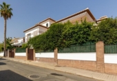 Chalet independiente con terreno en venta en la España, Motril, ref: TR402290 foto