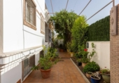 Chalet independiente con terreno en venta en la España, Motril, ref: TR402290 foto