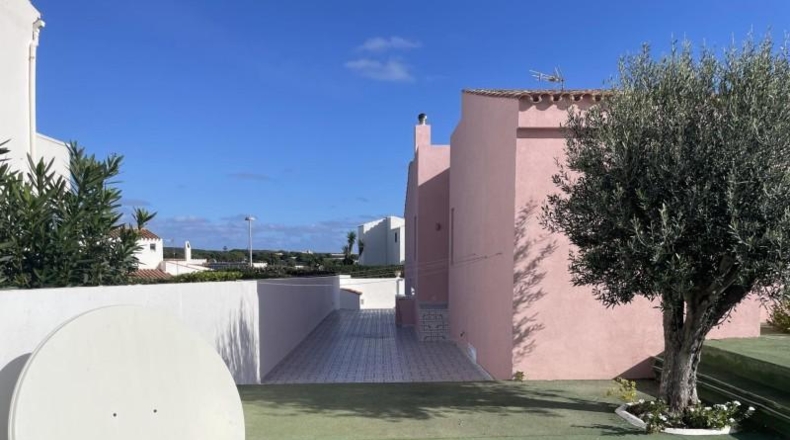 Балеарские острова - Es Castell - 690m2