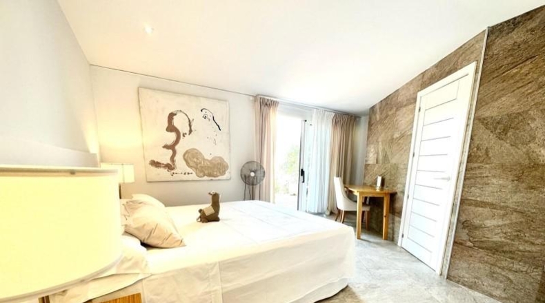 Балеарские острова - Es Castell - 1475m2