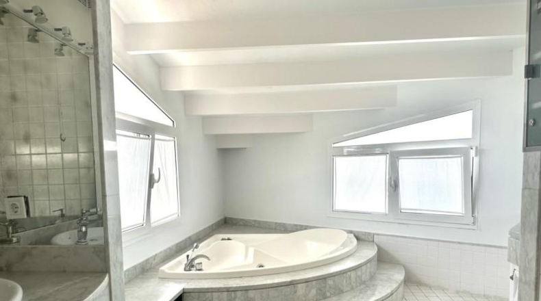 Балеарские острова - Es Castell - 1475m2