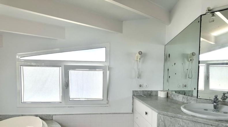 Балеарские острова - Es Castell - 1475m2