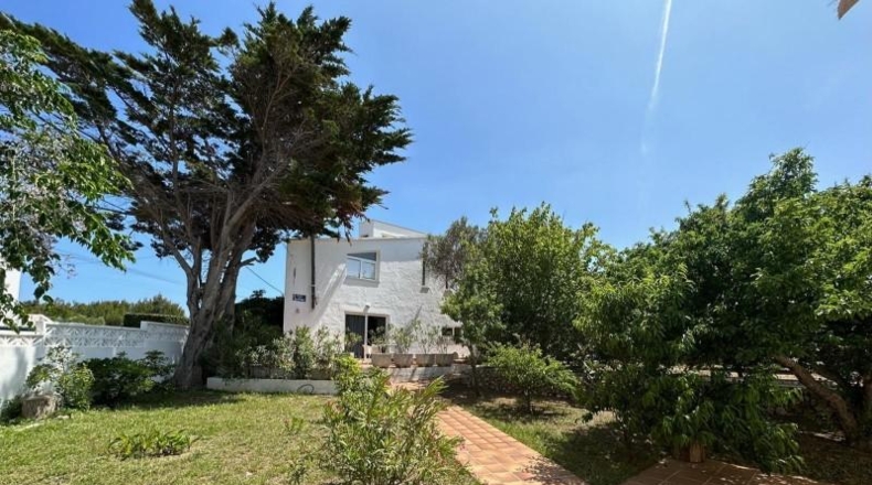 Балеарские острова - Es Castell - 1475m2