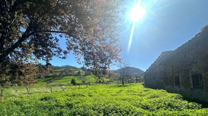 Cantàbria - Los Corrales de Buelna - 1319m2