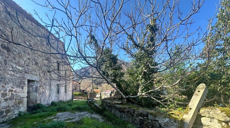 Cantàbria - Los Corrales de Buelna - 1319m2
