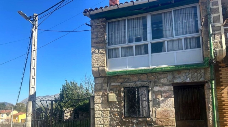 Cantàbria - Los Corrales de Buelna - 1319m2