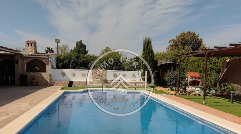 Sevilla - Cañada Rosal - 2700m2