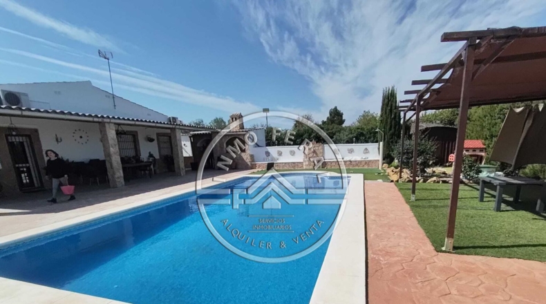 Sevilla - Cañada Rosal - 2700m2