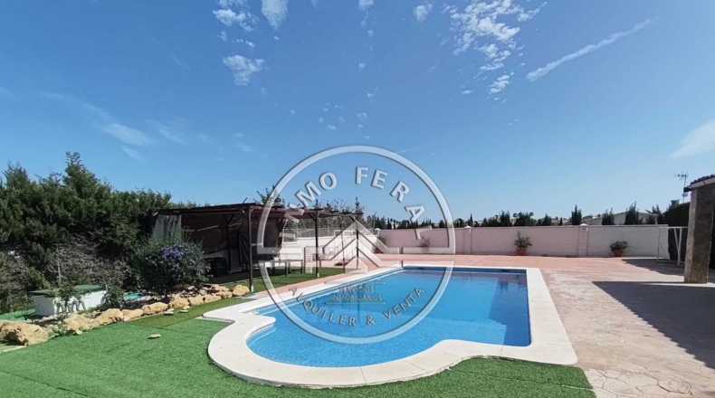 Sevilla - Cañada Rosal - 2700m2
