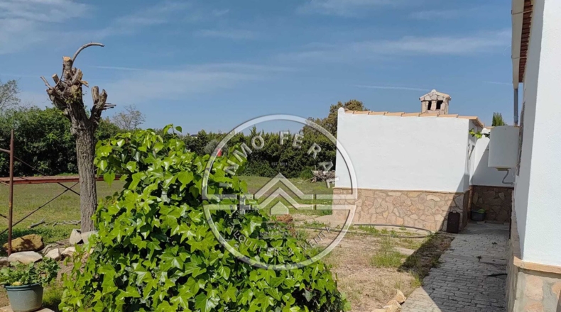 Sevilla - Cañada Rosal - 2700m2