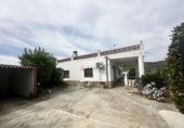 Chalet independiente con terreno en venta en Algímia d'Alfara ref: TR402363 foto